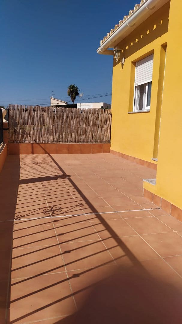 4 soverom Villa til leie i Nerja med svømmebasseng - € 1 800 (Ref: 9431926)