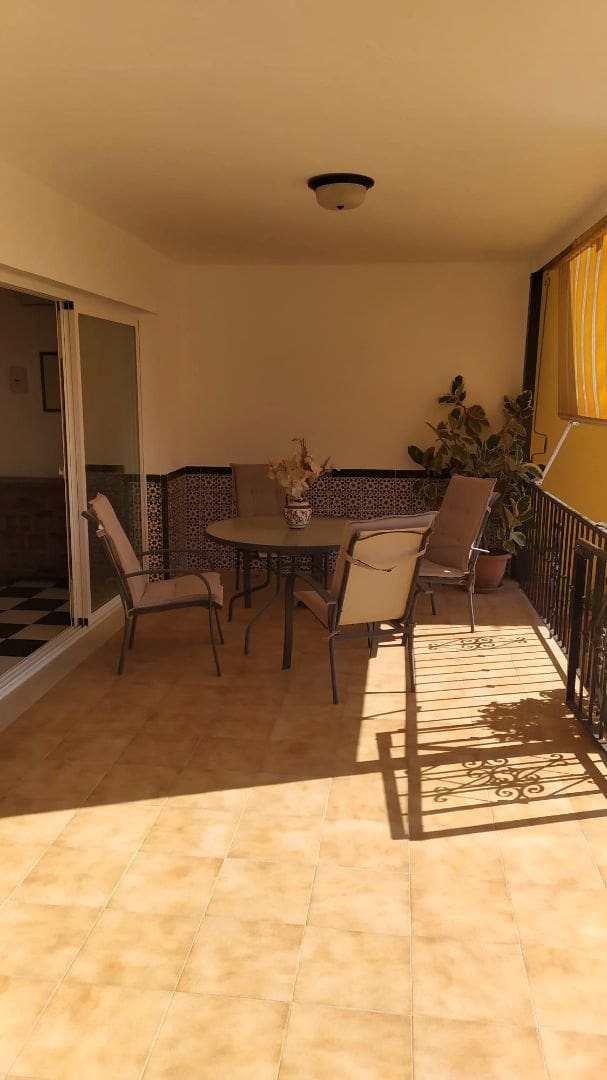 4 soverom Villa til leie i Nerja med svømmebasseng - € 1 800 (Ref: 9431926)