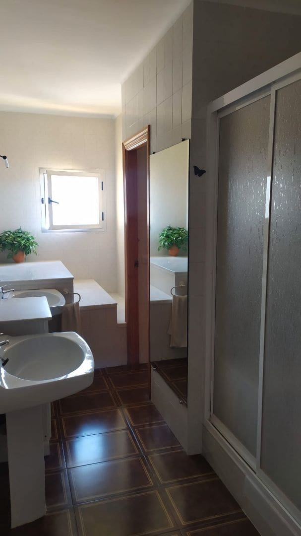 4 soverom Villa til leie i Nerja med svømmebasseng - € 1 800 (Ref: 9431926)