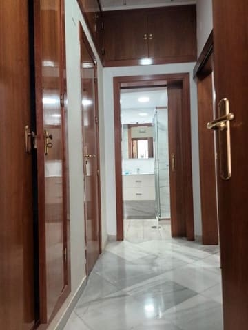 Komercyjne do wynajęcia w Centro, Nerja - 900 € (Ref: 9444816)