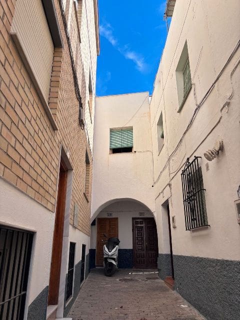 4 slaapkamer Huis te koop in Almunecar - € 168.000 (Ref: 9450132)