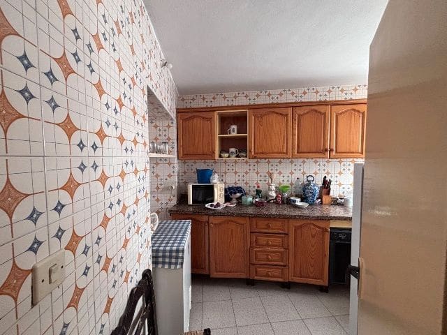 4 soverom Hus til salgs i Almuñécar - € 168 000 (Ref: 9450132)