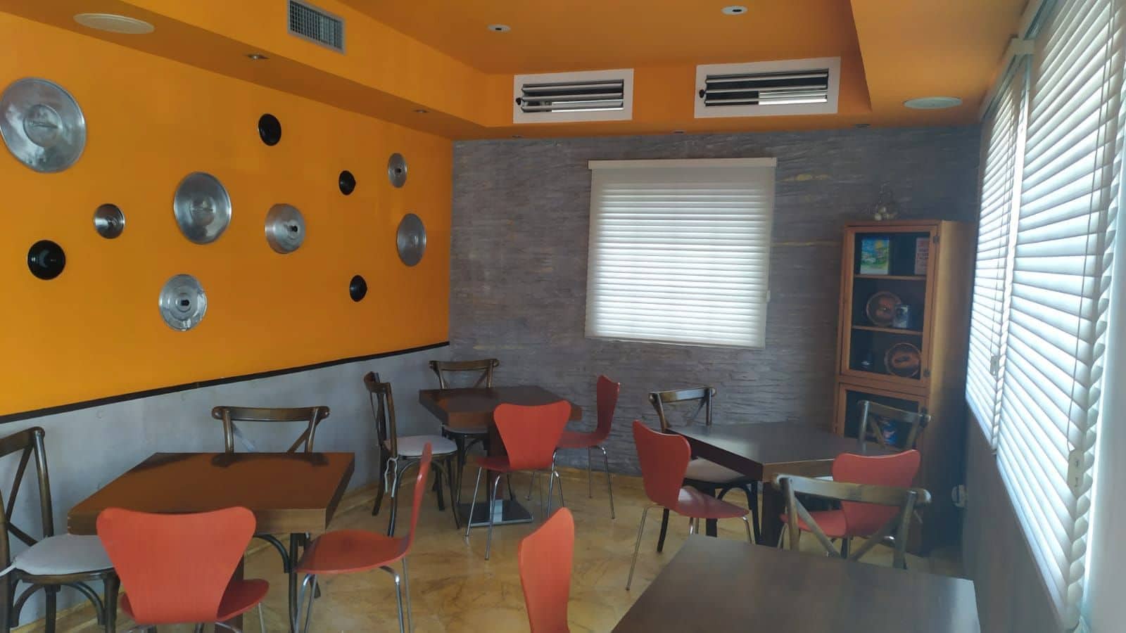 Commerciale da affittare in Nerja - 1.800 € (Rif: 9453594)