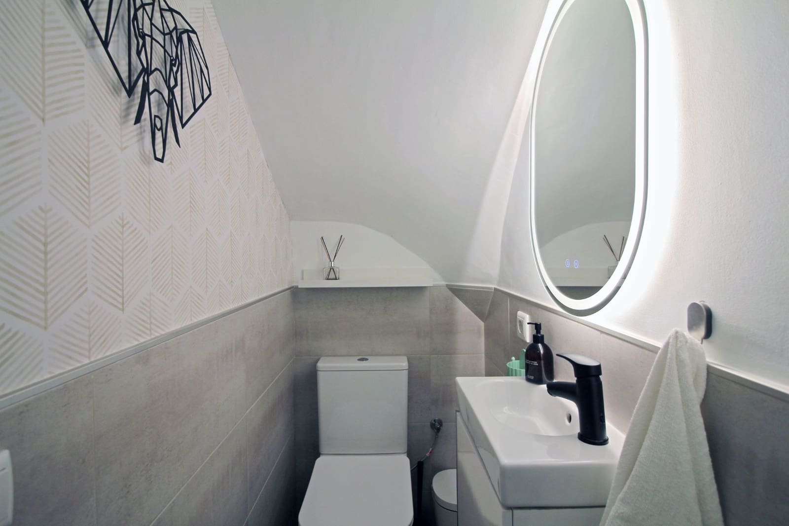 2 bedroom Townhouse for sale in Nerja with pool garage - € 295,000 (Ref: 9482239)