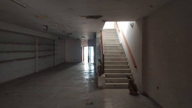 Kaupallinen myytävänä paikassa Avda Pescia - Ctra de Frigiliana, Nerja - 1 500 000 € (Ref: 9489846)