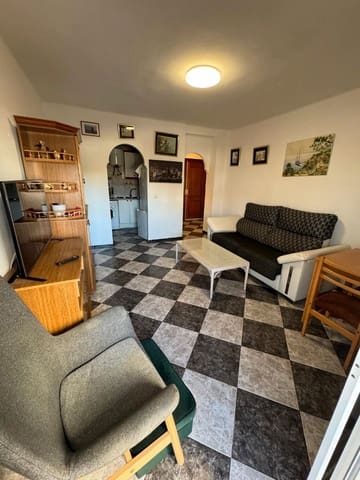 1 makuuhuone Asunto vuokrattavana paikassa Centro, Nerja mukana uima-altaan - 850 € (Ref: 9492684)
