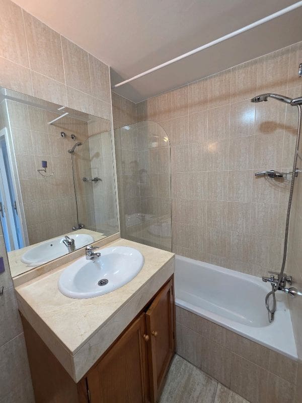 3 makuuhuone Asunto vuokrattavana paikassa Nerja - 1 000 € (Ref: 9496354)