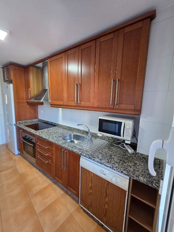 3 makuuhuone Asunto vuokrattavana paikassa Nerja - 1 000 € (Ref: 9496354)