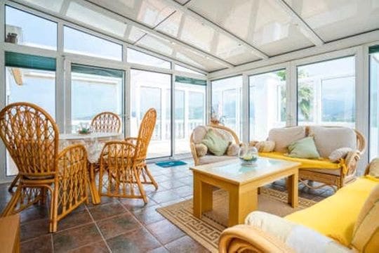 3 slaapkamer Penthouse te koop in Torrox met zwembad - € 275.000 (Ref: 9496506)