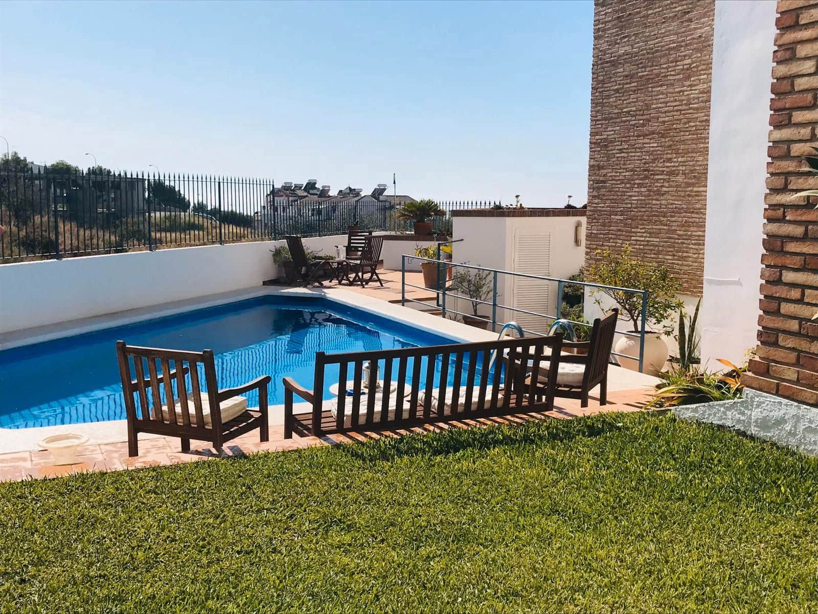 5 soverom Villa til leie i Nerja med svømmebasseng garasje - € 2 000 (Ref: 9503592)