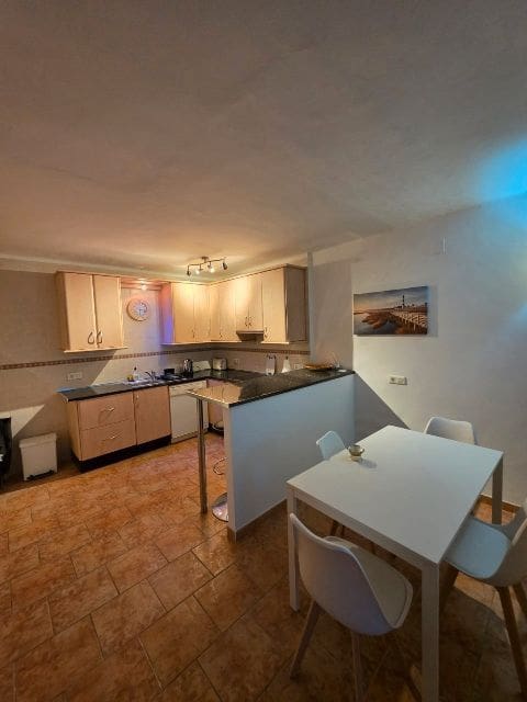 2 sovrum Radhus till salu i Nerja med pool - 295 000 € (Ref: 9516303)