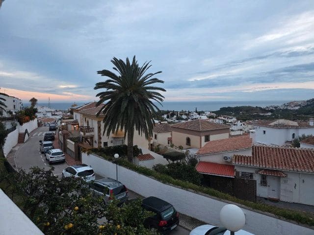 2 sovrum Radhus till salu i Avda Pescia - Ctra de Frigiliana, Nerja med pool - 295 000 € (Ref: 9516303)