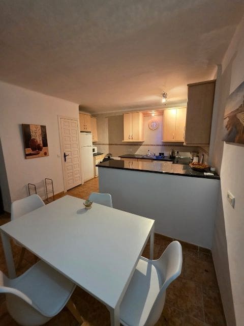 2 sovrum Radhus till salu i Nerja med pool - 295 000 € (Ref: 9516303)