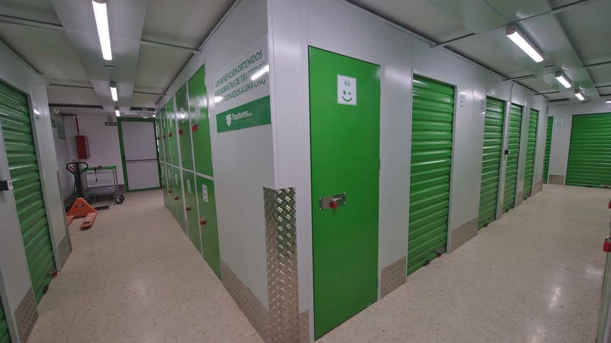 Business for sale in Nerja - € 19,750 (Ref: 9524967)