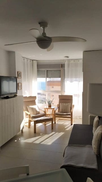 1 makuuhuone Ranta-asunto vuokrattavana paikassa Torrox mukana uima-altaan - 800 € (Ref: 9524968)