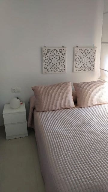 1 makuuhuone Ranta-asunto vuokrattavana paikassa Torrox mukana uima-altaan - 800 € (Ref: 9524968)