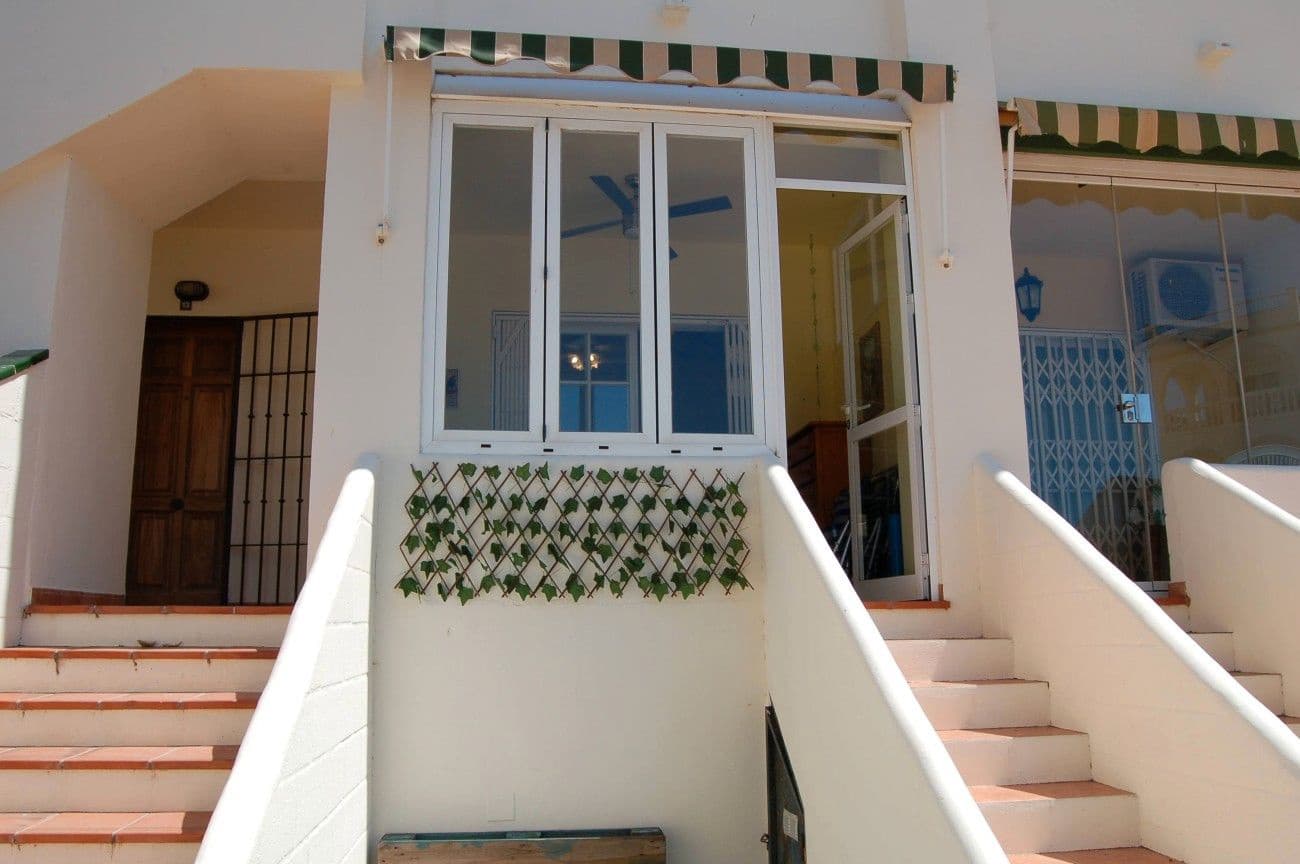 Apartamento Playa de 2 habitaciones en Nerja en venta - 265.000 € (Ref: 9552417)