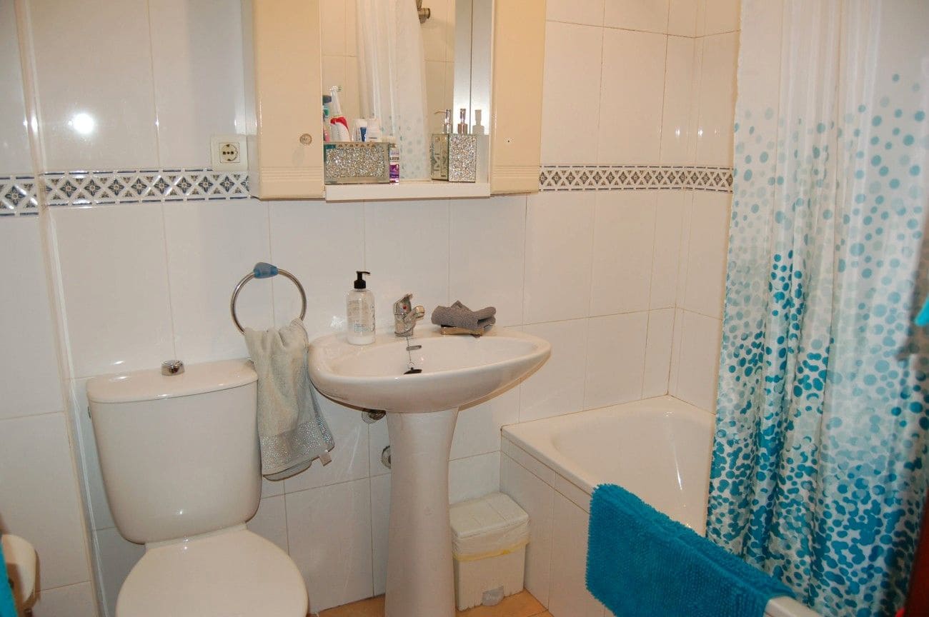 Apartamento Playa de 2 habitaciones en Nerja en venta - 265.000 € (Ref: 9552417)