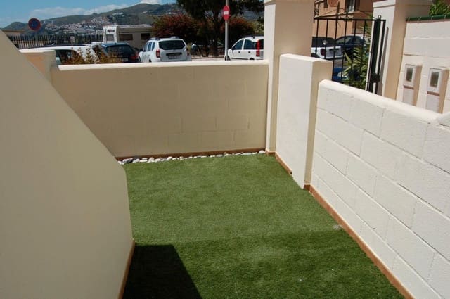 2 sypialnia Apartament przy plaży na sprzedaż w Chaparil - Torrecilla - Punta Lara, Nerja - 265 000 € (Ref: 9552417)