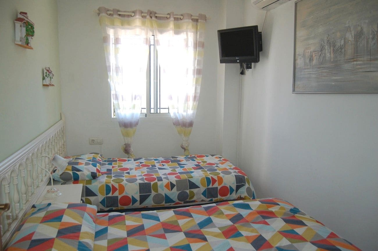 4 chambre Maison de Ville à vendre à Nerja avec piscine garage - 365 000 € (Ref: 9552418)