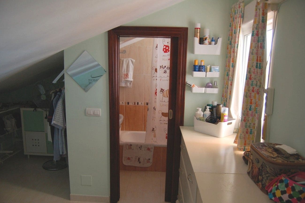 4 chambre Maison de Ville à vendre à Nerja avec piscine garage - 365 000 € (Ref: 9552418)