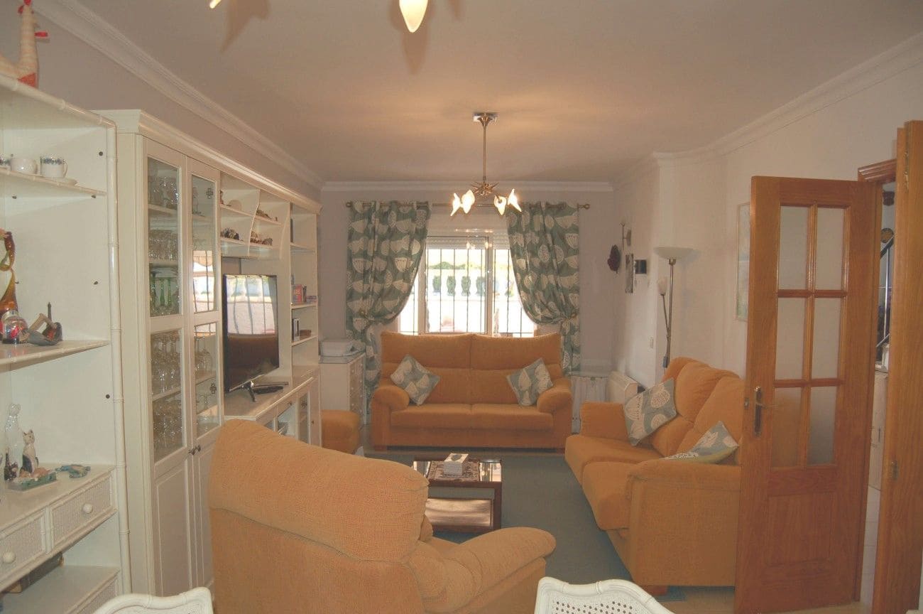 4 chambre Maison de Ville à vendre à Nerja avec piscine garage - 365 000 € (Ref: 9552418)