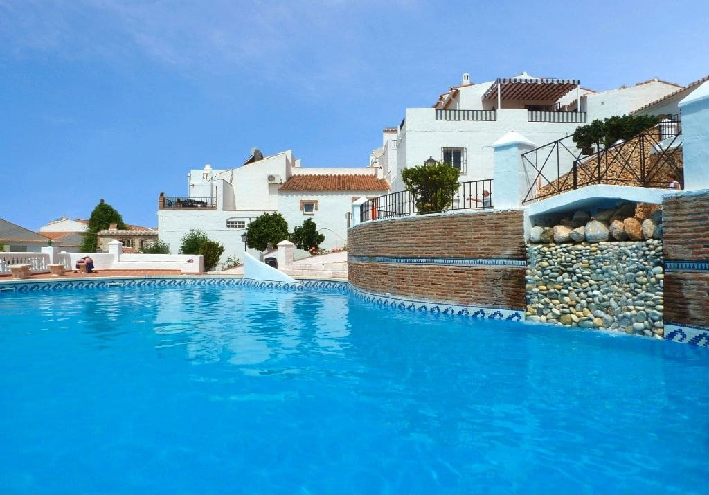 2 chambre Maison de Ville à vendre à Nerja avec piscine garage - 359 000 € (Ref: 9552419)