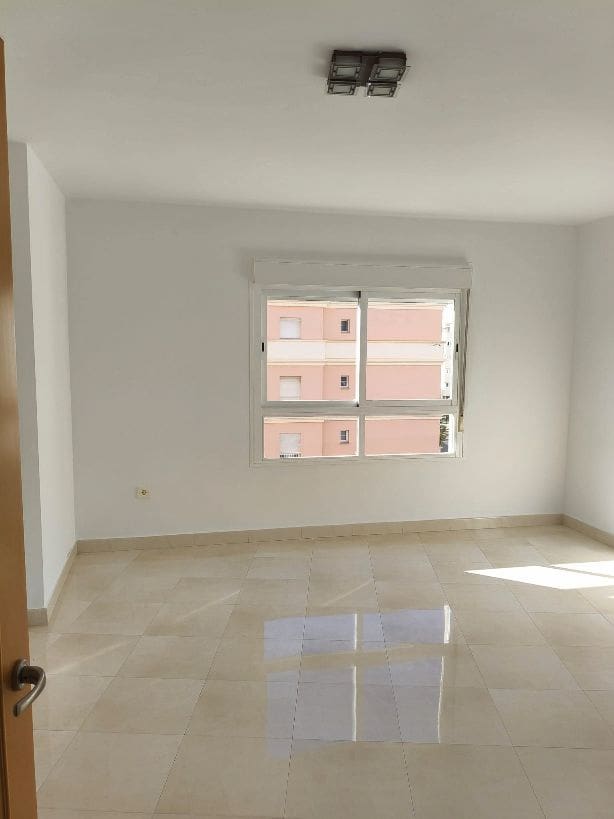 Piso de 3 habitaciones en Nerja en venta con garaje - 460.000 € (Ref: 9552689)