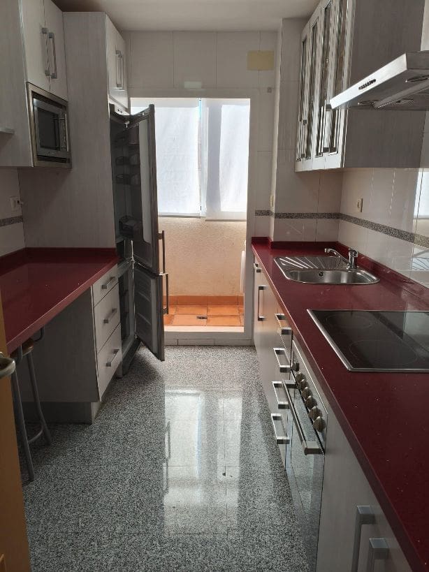 Piso de 3 habitaciones en Nerja en venta con garaje - 460.000 € (Ref: 9552689)
