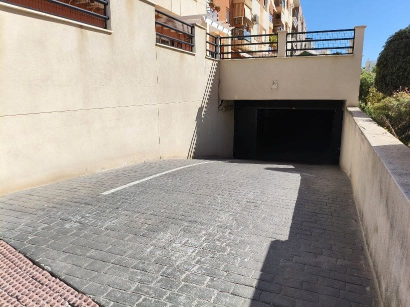Piso de 3 habitaciones en Nerja en venta con garaje - 460.000 € (Ref: 9552689)