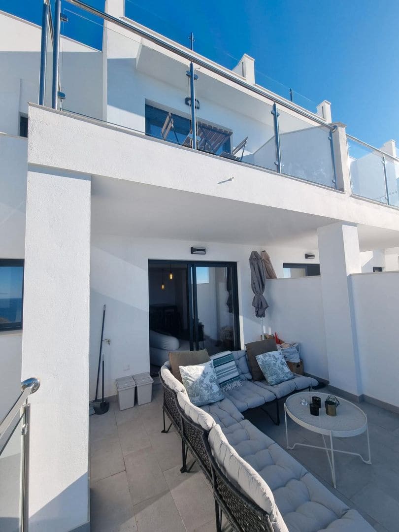 3 soverom Penthouse til salgs i Nerja med svømmebasseng garasje - € 479 000 (Ref: 9556144)