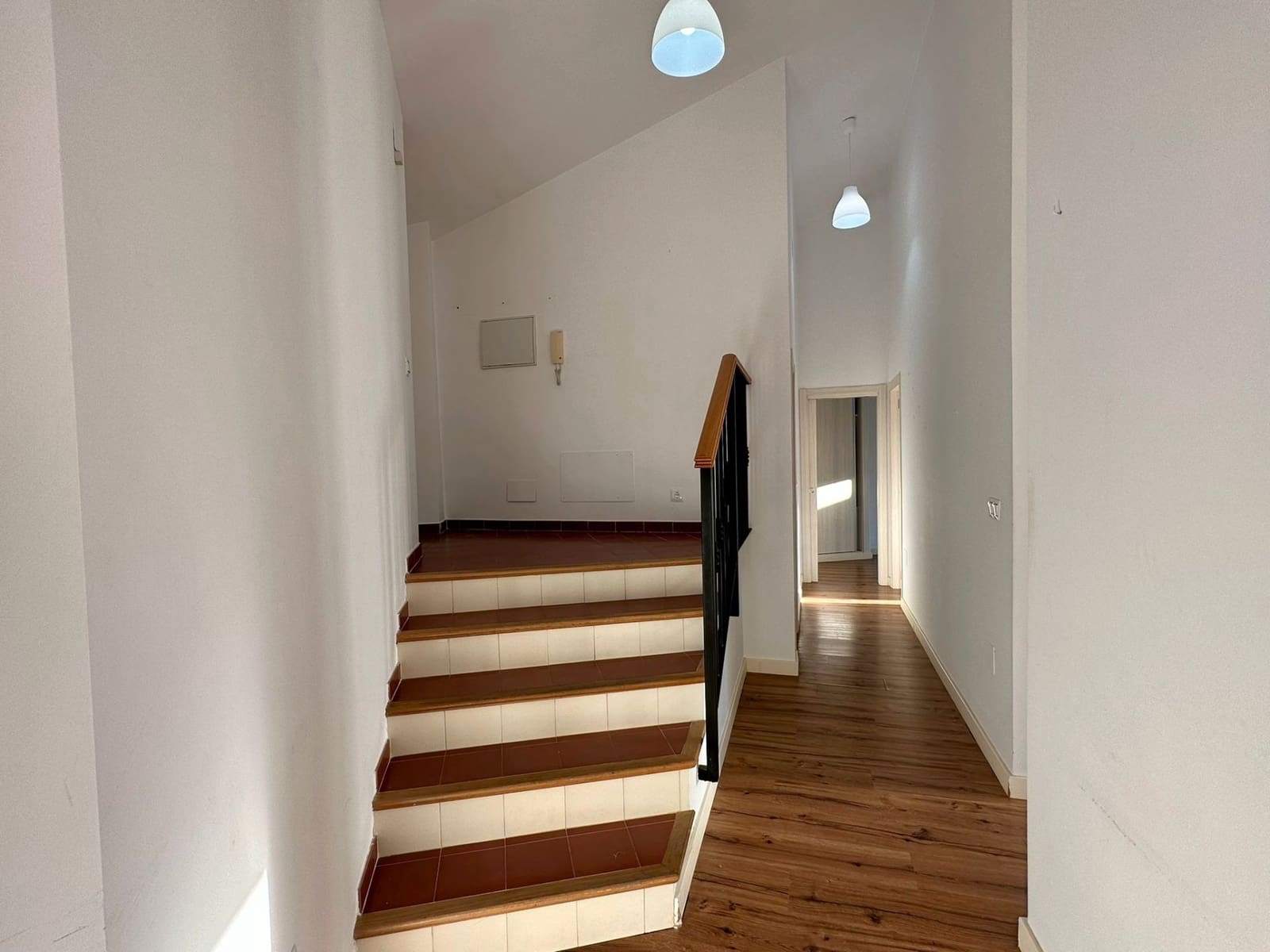 2 soveværelse Loft til leje i Velez-Malaga - € 900 (Ref: 9564113)