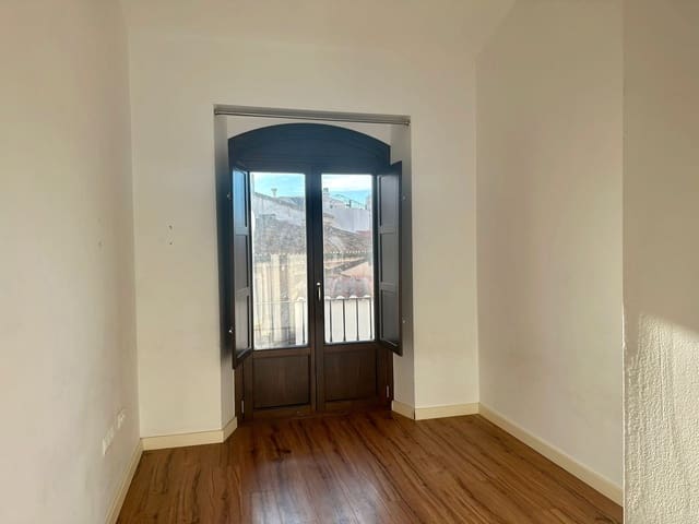 2 soveværelse Loft til leje i Vélez-Málaga - € 900 (Ref: 9564113)