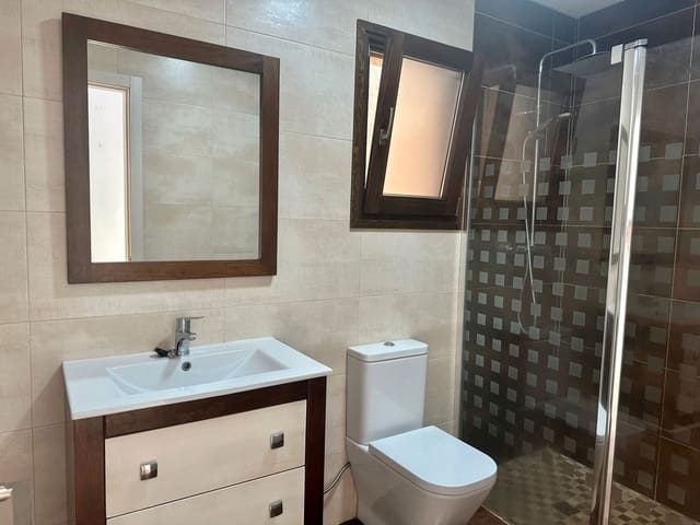 2 soveværelse Loft til leje i Vélez-Málaga - € 900 (Ref: 9564113)