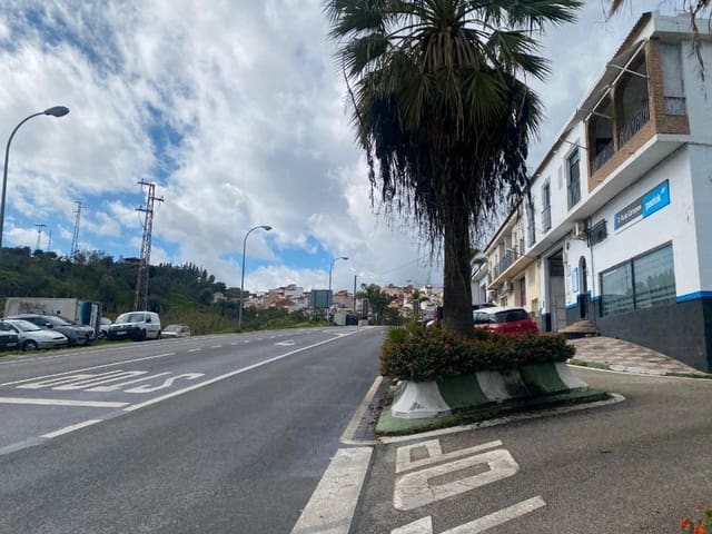 Building Plot for sale in Benamocarra - € 550,000 (Ref: 9588376)