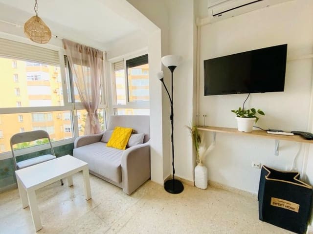 1 quarto Estúdio para venda em Centro Internacional, Torrox com piscina - 167 000 € (Ref: 9609611)