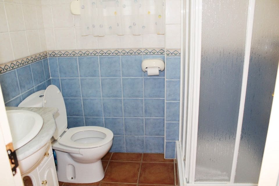 4 soveværelse Semi-Rækkehus til salg i Frigiliana med swimmingpool garage - € 415.000 (Ref: 9613893)