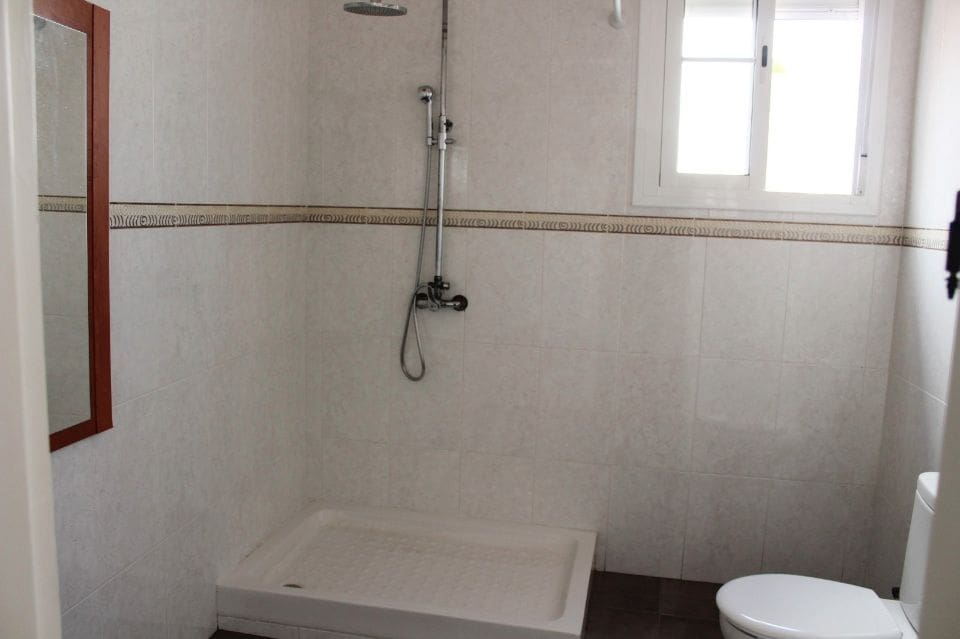 4 soveværelse Semi-Rækkehus til salg i Frigiliana med swimmingpool garage - € 415.000 (Ref: 9613893)