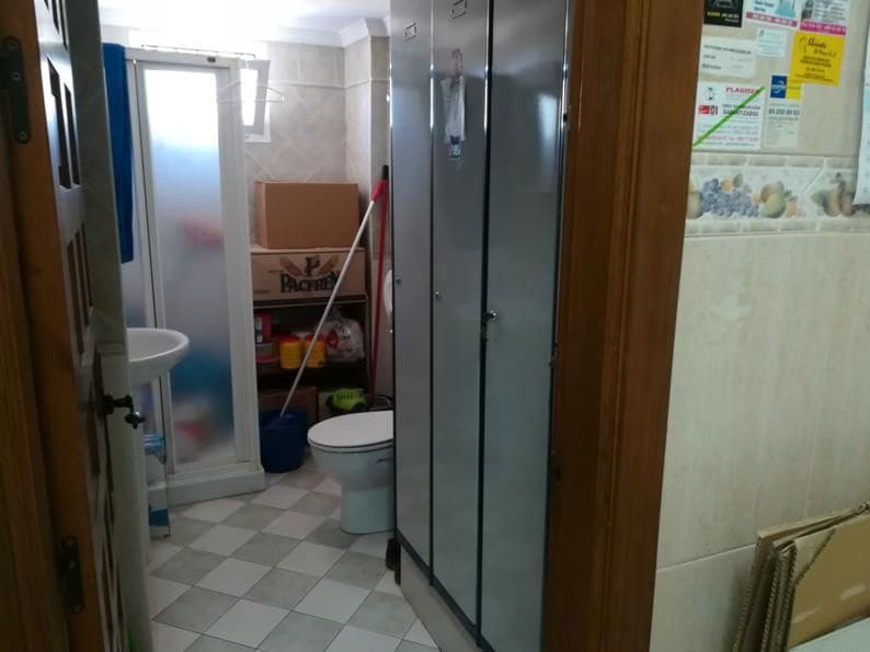 Kaupallinen vuokrattavana paikassa Torrox - 1 200 € (Ref: 9617683)