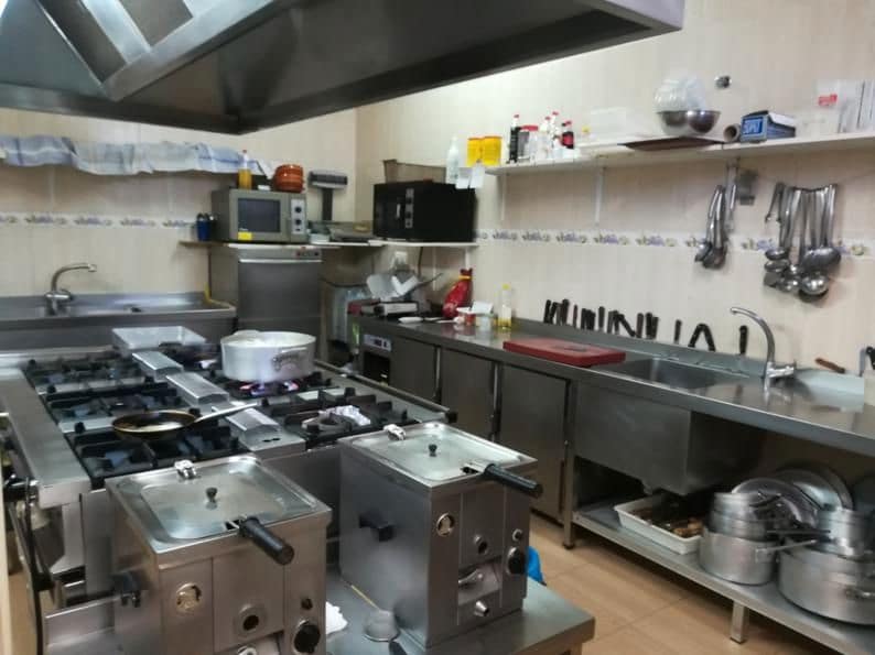 Kaupallinen vuokrattavana paikassa Torrox - 1 200 € (Ref: 9617683)