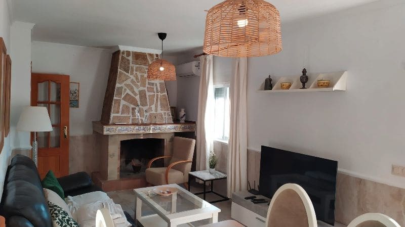 3 sovrum Villa att hyra i Torrox med pool garage - 1 700 € (Ref: 9617898)