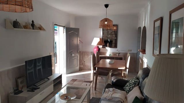 3 sovrum Villa att hyra i Torrox Park, Torrox med pool garage - 1 700 € (Ref: 9617898)