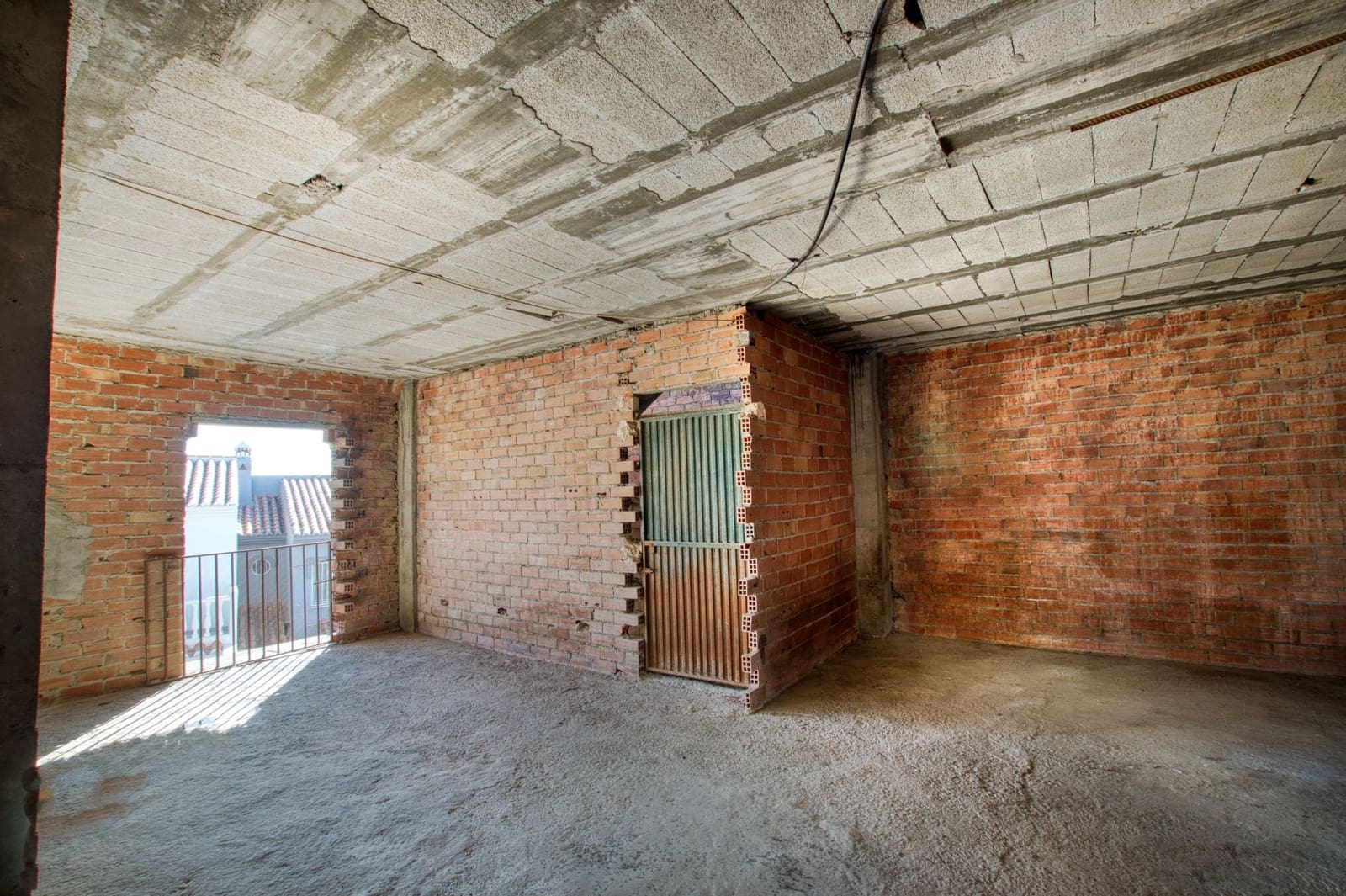 3 soveværelse Byhus til salg i Velez-Malaga med garage - € 175.000 (Ref: 9650364)