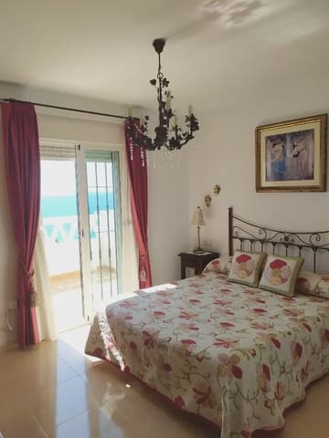 4 makuuhuone Huvila myytävänä paikassa El Peñoncillo, Torrox mukana uima-altaan 
autotalli - 475 000 € (Ref: 9720512)