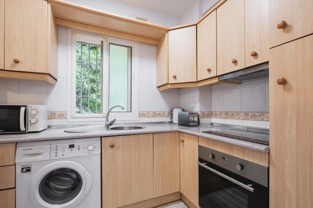 2 slaapkamer Appartement te koop in Nueva Nerja, Nerja met zwembad garage - € 279.000 (Ref: 9753383)