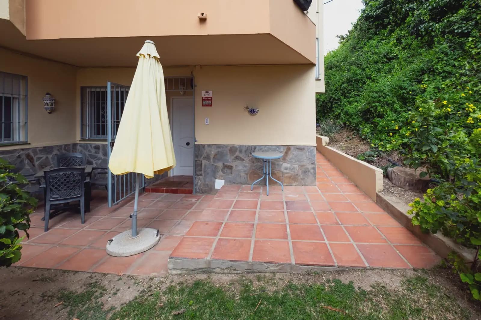 2 slaapkamer Appartement te koop in Nerja met zwembad garage - € 279.000 (Ref: 9753383)