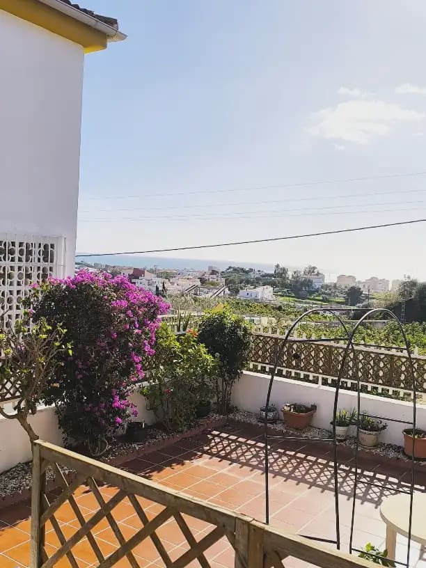 3 sypialnia Dom na sprzedaż w Algarrobo - 399 000 € (Ref: 9760954)