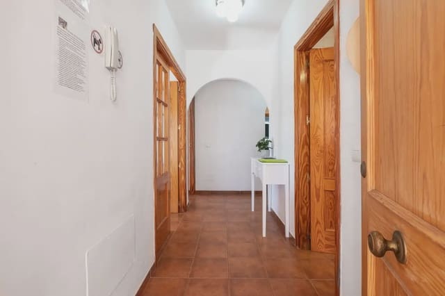 2 bedroom Apartment for sale in Frigiliana with pool - € 320,000 (Ref: 9777149)