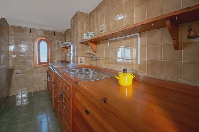 2 makuuhuone Kattohuoneisto myytävänä paikassa Maro, Nerja - 390 000 € (Ref: 9777287)