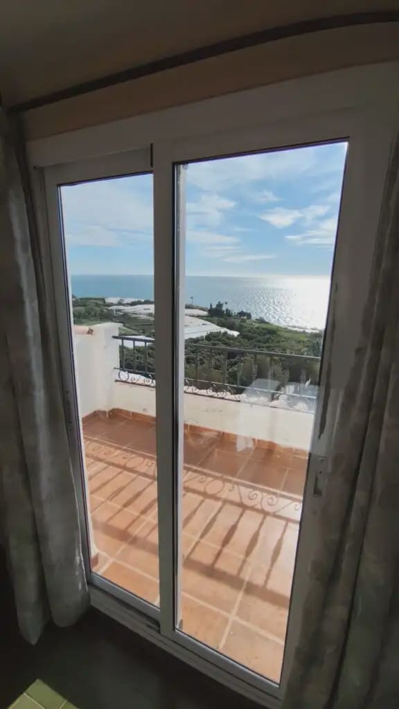2 makuuhuone Kattohuoneisto myytävänä paikassa Nerja - 390 000 € (Ref: 9777287)